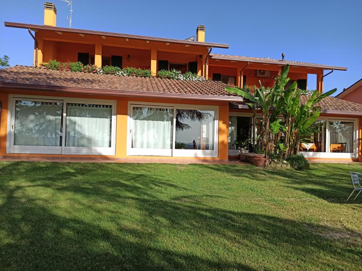 Agriturismo La Quiete Roncofreddo Exterior photo